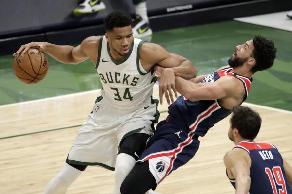 What is deals charging in basketball